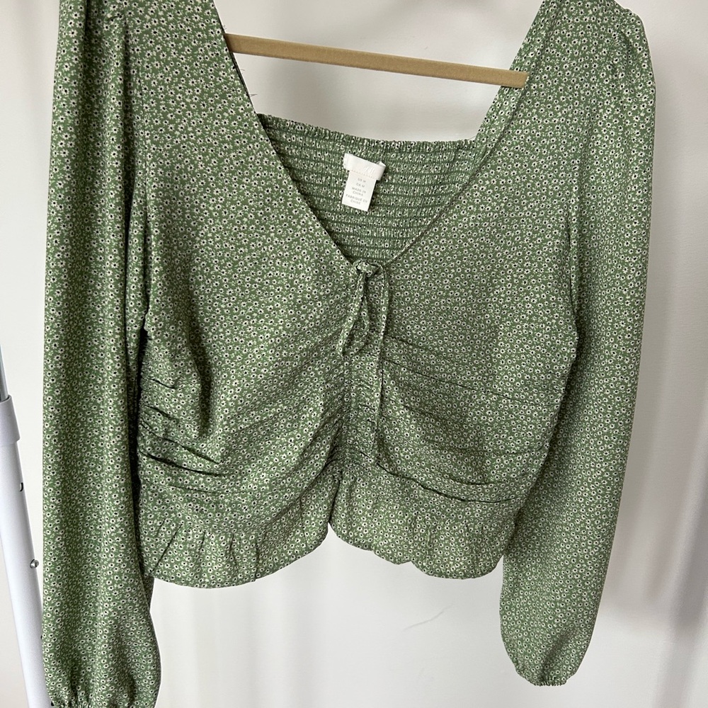 H&M Green Patterned Blouse - Picture 1 of 7